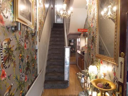Blackpool Town Center Bed & Breakfast | The Rockley Hotel