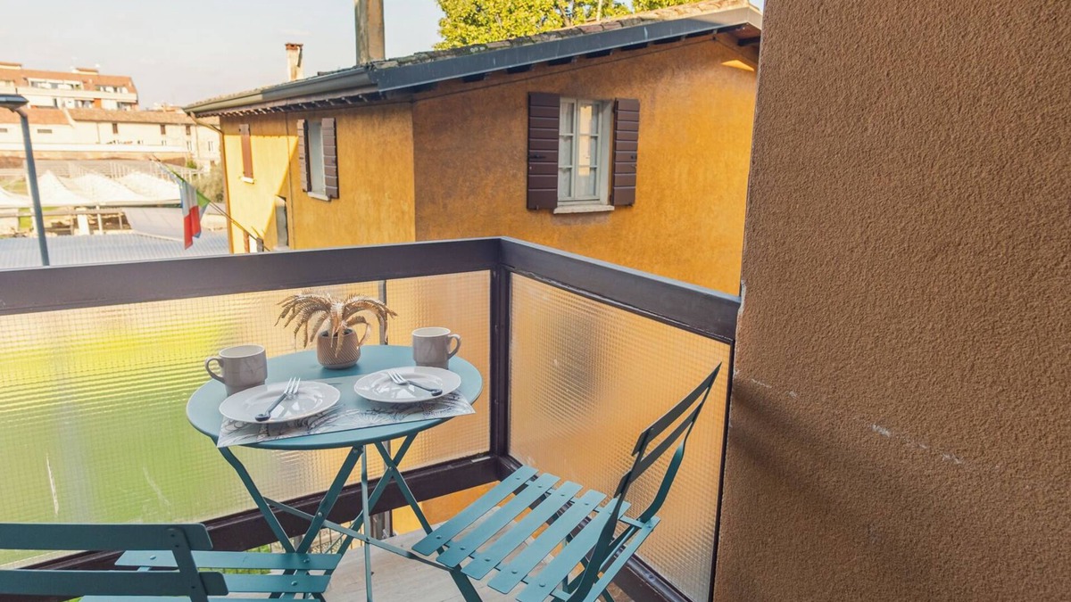 Desenzano del Garda Apartment | The Roman Villa View