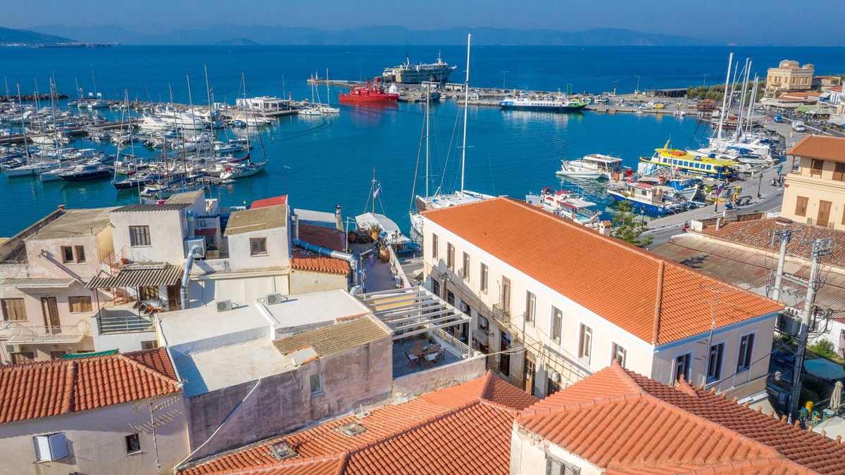 Aegina Apartment | The Roof - Flat Sea View in Aegina Town