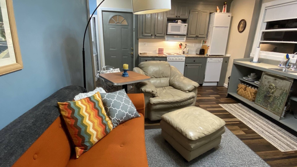 Macon Apartment | The RoseHill - 1BD/1BA Cute Apartment Near Amerson River Park
