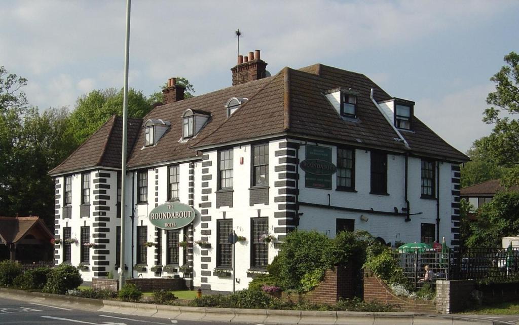 Fareham Hotel | The Roundabout Hotel