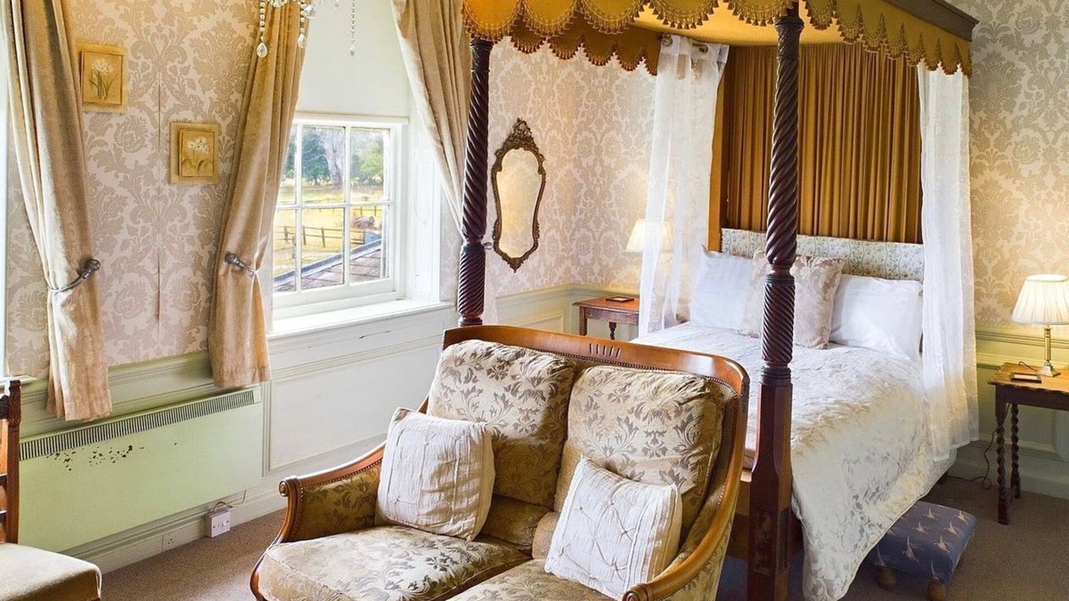 Little Weighton Hotel | The Rowley Manor Hotel