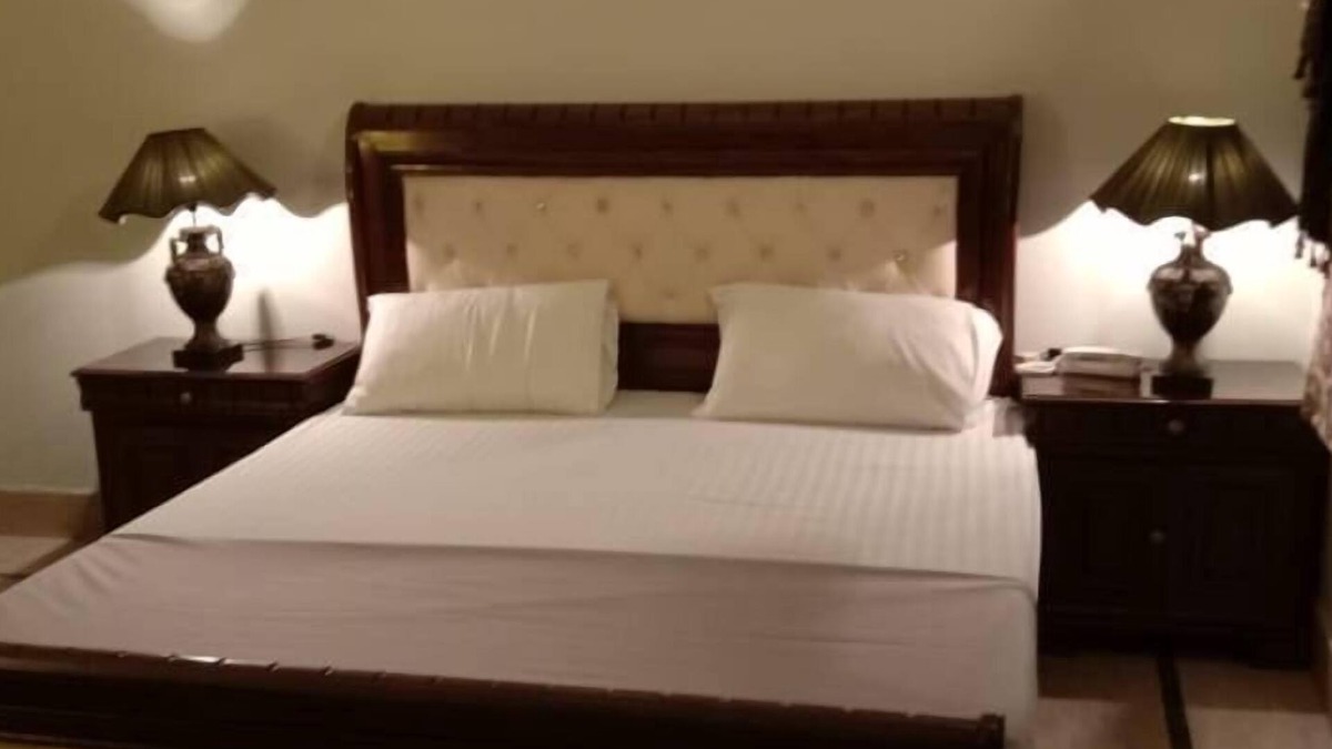 Hyderabad House | The Royal Palace Guest House