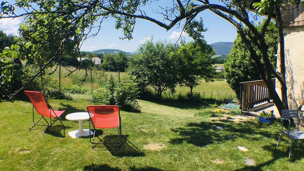 Saint-Girod Cottage | The Rural Cottage of Antre Lacs