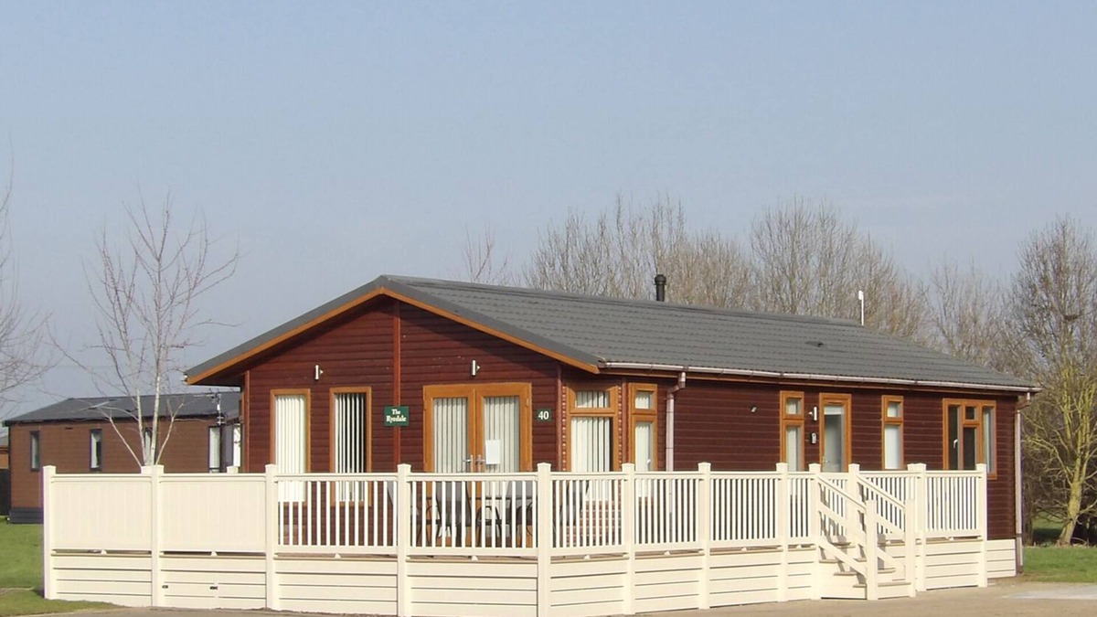 Malton Cabin | The Ryedale - luxury lodge with hot tub