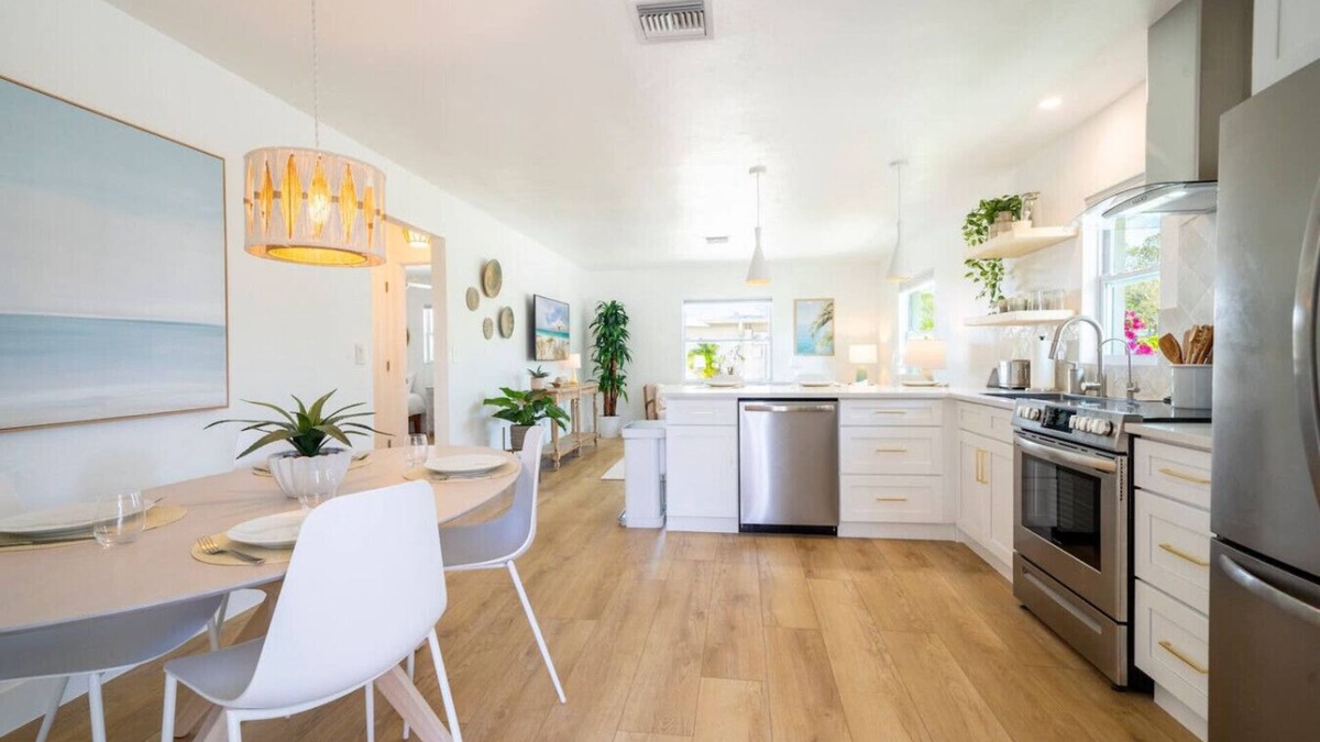 Bonita Shores House | The Sabal Palm - Brand New Everything