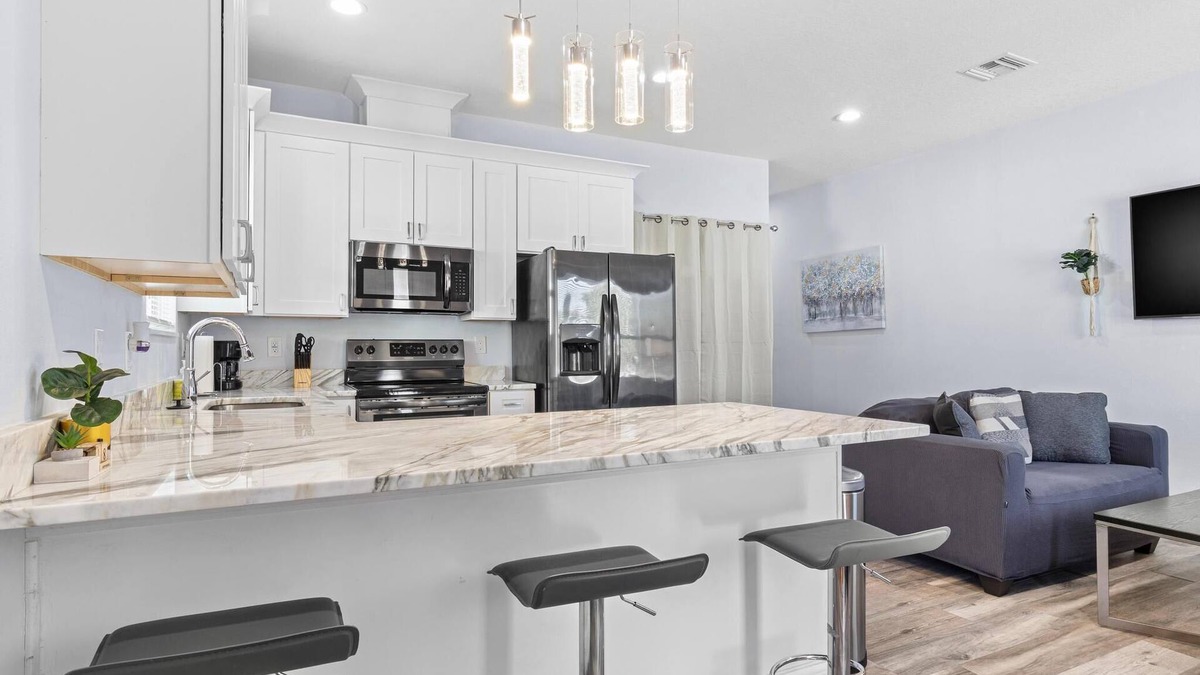 Tampa Apartment | The Saint – 2BR Home | Central Tampa