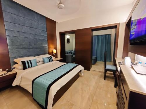 Kolkata Hotel | The Samilton