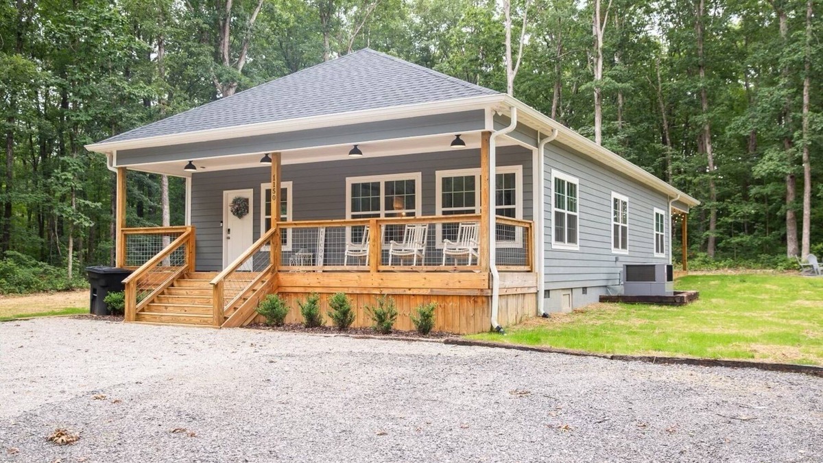 Monteagle Cabin | The Sandstone Chalet
