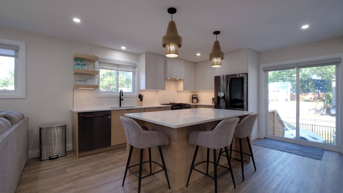 Grand Bend Cottage | The Sandy Moose - New Build Cottage in Grand Bend!