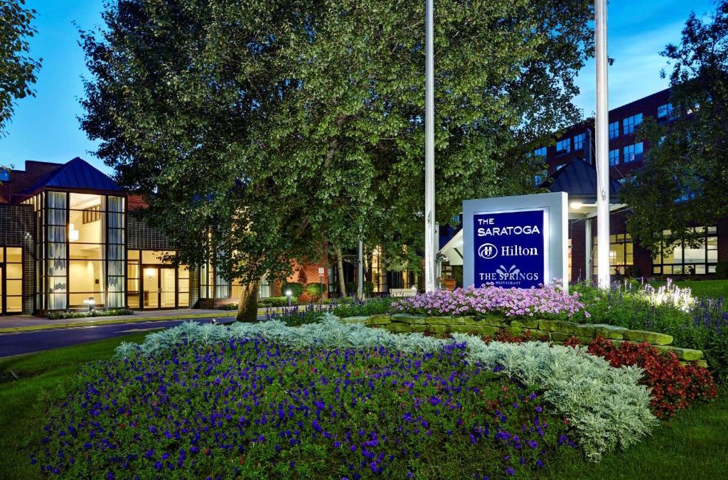 Saratoga Springs Hotel | The Saratoga Hilton