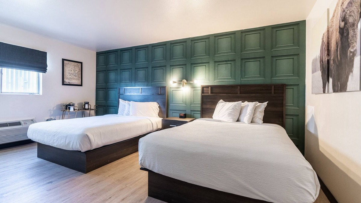 Cody Hotel | The Scout INN