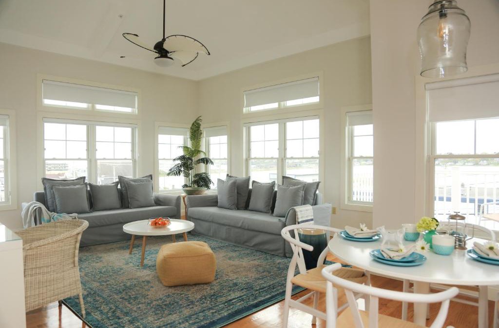 Newport East Hotel | The Sea Breeze Inn