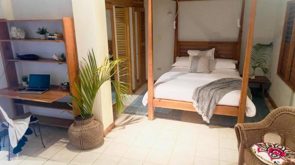 Castara House | THE SEAVIEW