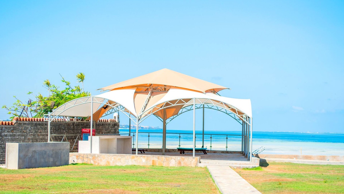 Mombasa Villa | The Secret Garden Luxury Beach House