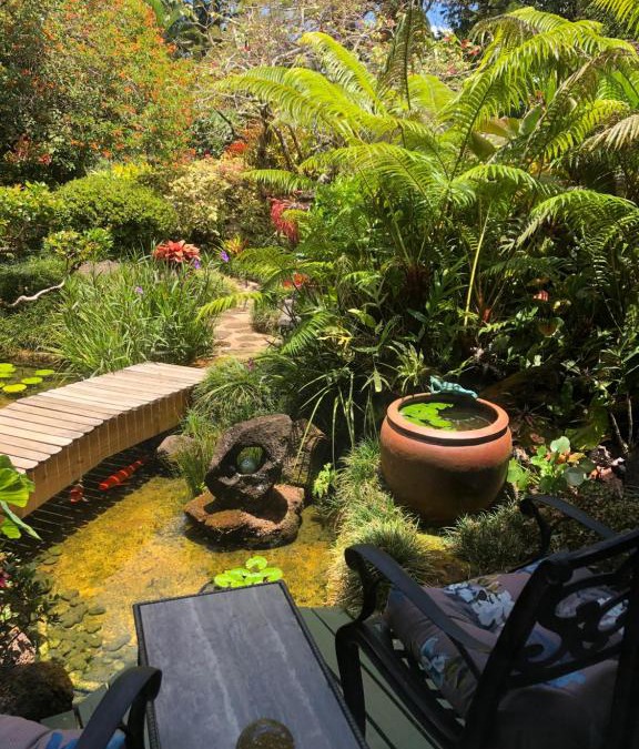 Wailua Homesteads House | The Secret Garden Room