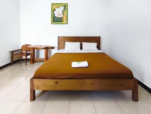 Senggigi Hotel | The Semeton Homestay Senggigi RedPartner