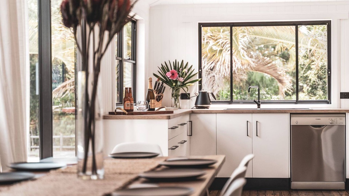 Evans Head House | The Shack - Location Meets Luxury - 15-17 Park Street