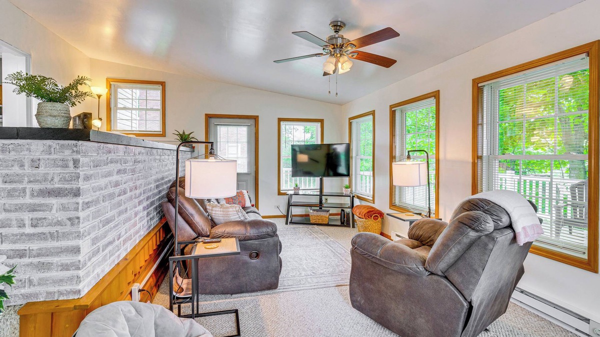 Millersburg House | 'The Shady Cottage' Millersburg Getaway w/Deck