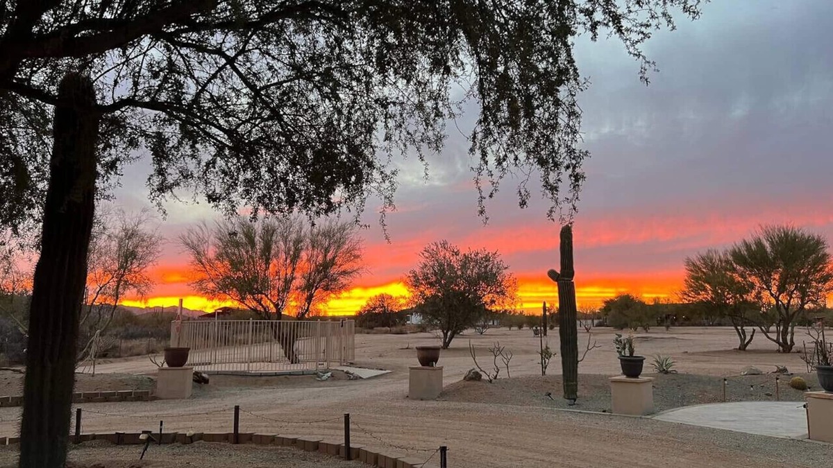 Rio Verde Foothills House | The Shah Mountain Ranch Retreat