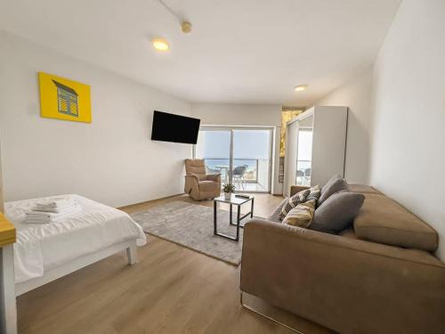 Herzliya Pituach Apartment | The Sharon Ocean Pearl