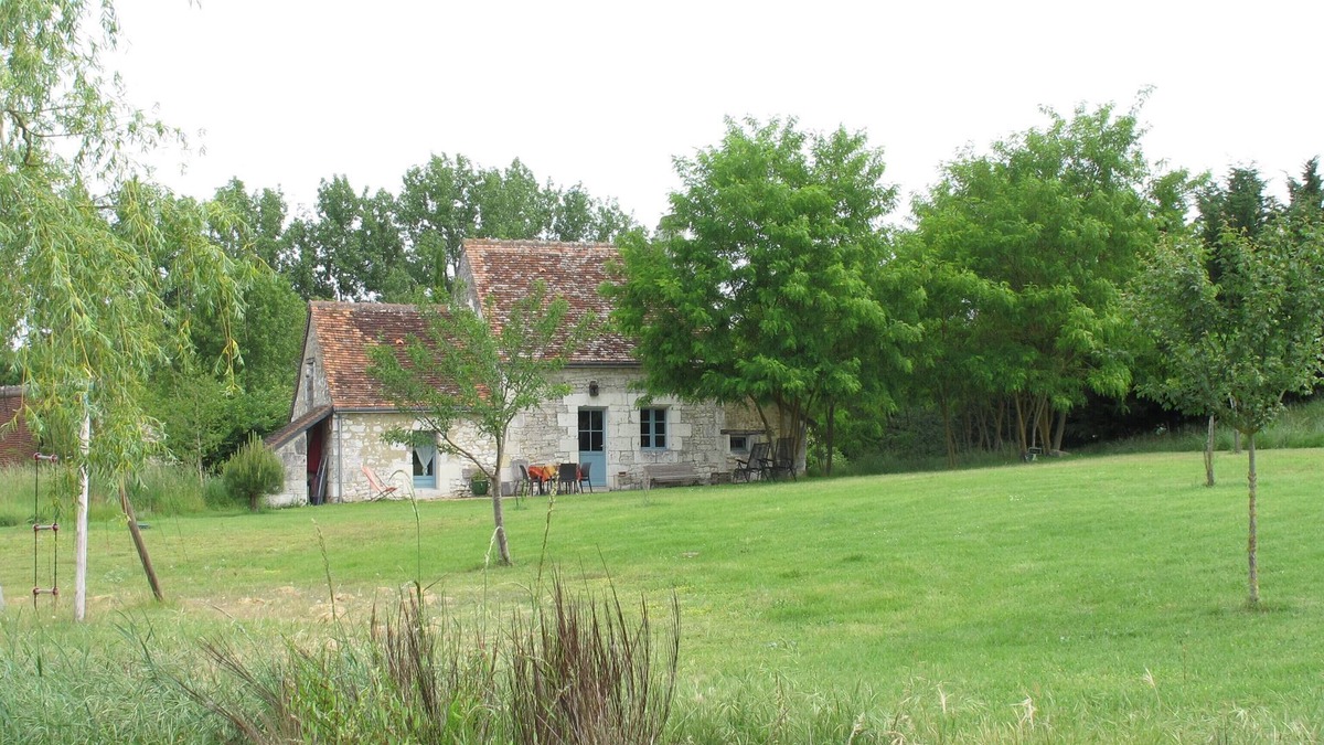 Varennes Cottage | The sheepfold, the little house on the meadow .