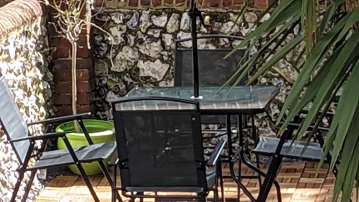 Eastbourne City Centre Bed & Breakfast | The Sheldon B&B