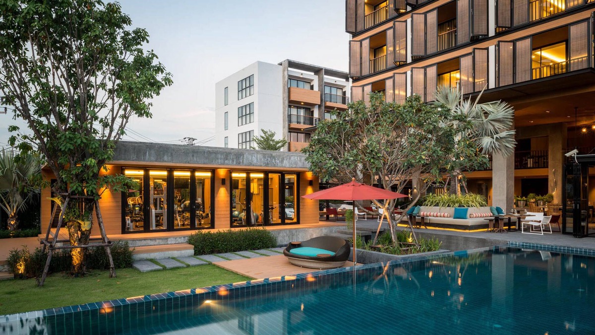 Suan Luang Hotel | The Silver Palm Wellness Resort