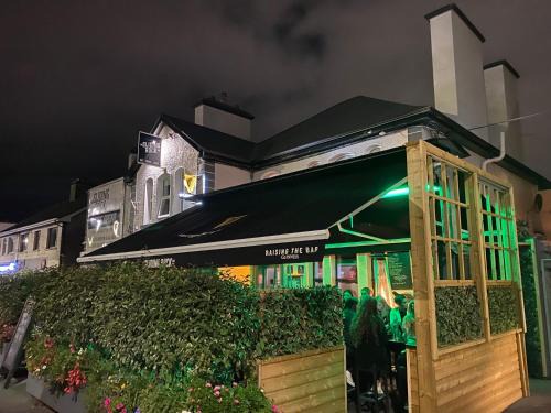 Roscoe Hotel | The Sliding Rock Inn