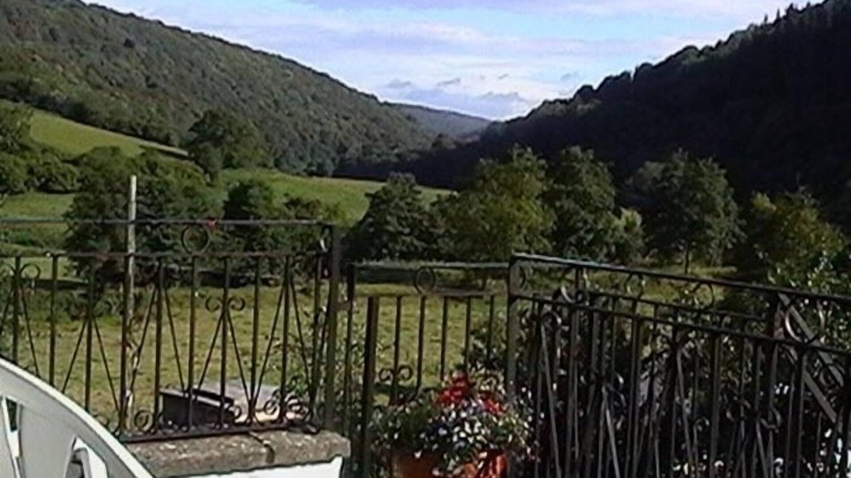 Llandogo Hotel | The Sloop Inn