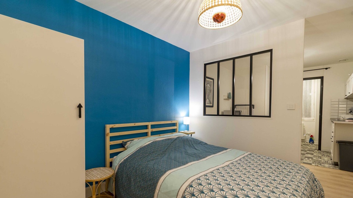 Flers Apartment | The small studio near the train station