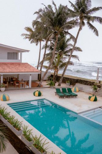 Kathaluwa Hotel | The South Beach - Ahangama