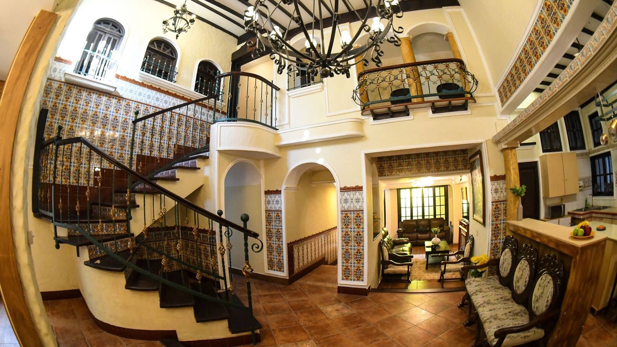 San Salvador House | The Spanish House