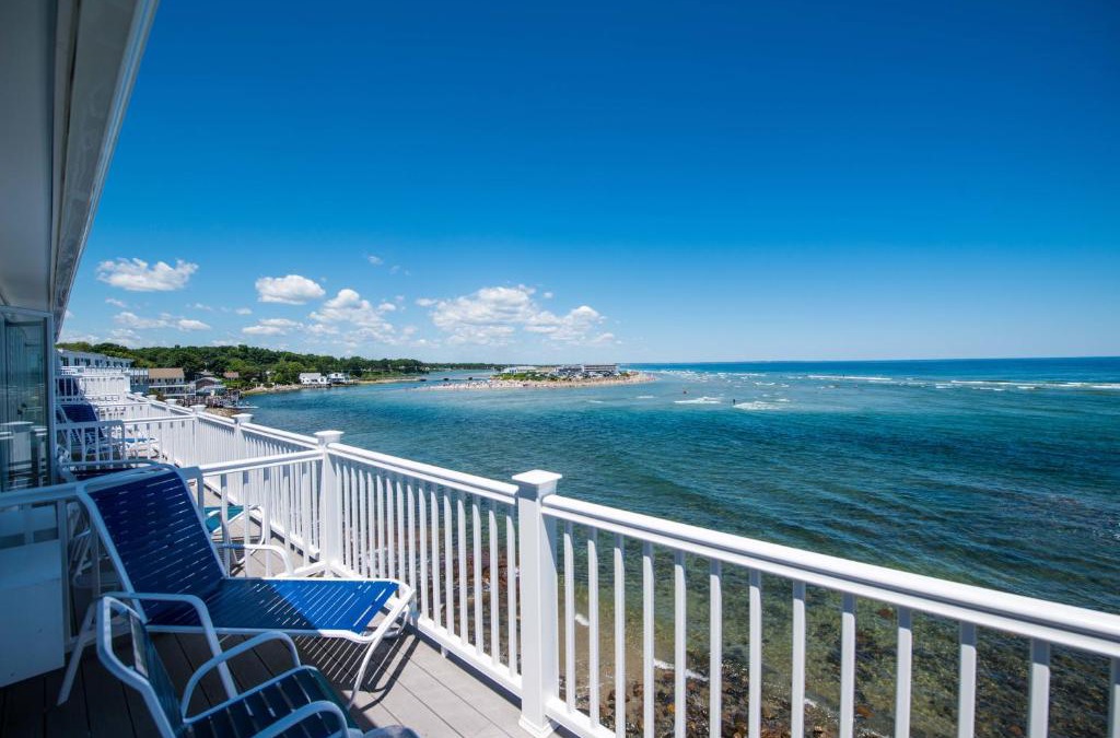 Ogunquit Hotel | The Sparhawk Oceanfront Resort