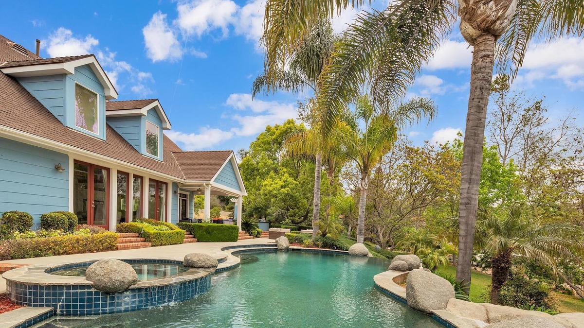 Vista House | The Splash Zone - two pools & a waterslide! - New Listing