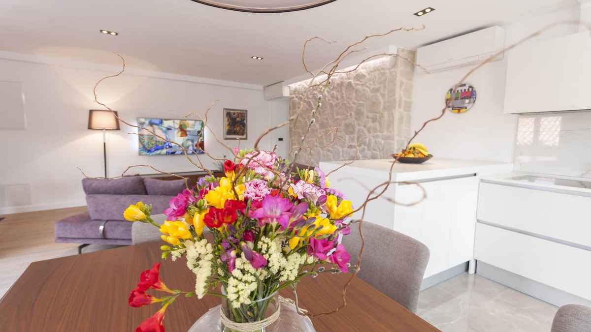 Makarska Old Town Apartment | The Square - luxury app on the main square with free garage