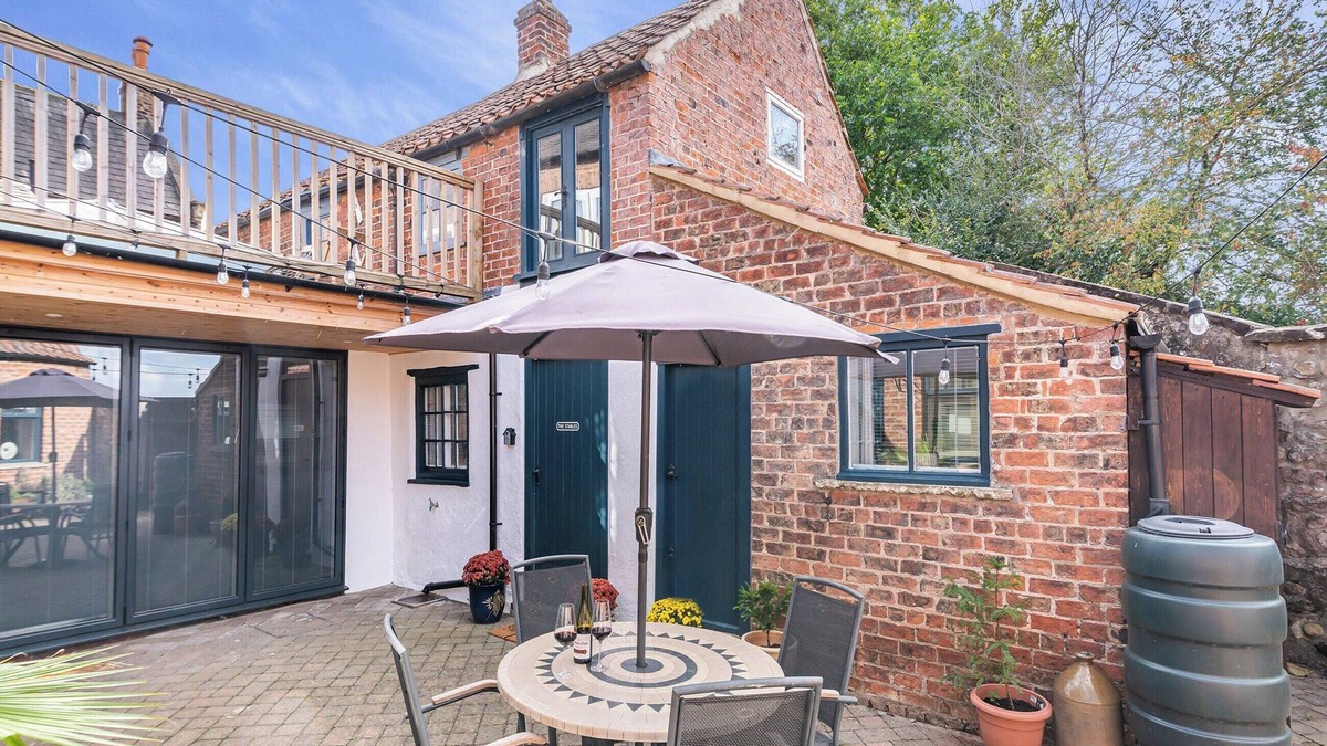 Sharow Cottage | The Stables - UK44766