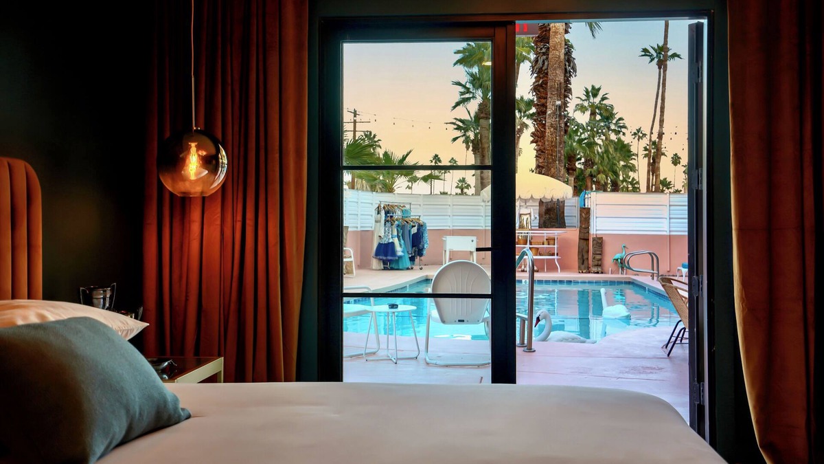 Tahquitz River Estates Hotel | The Stardust Hotel