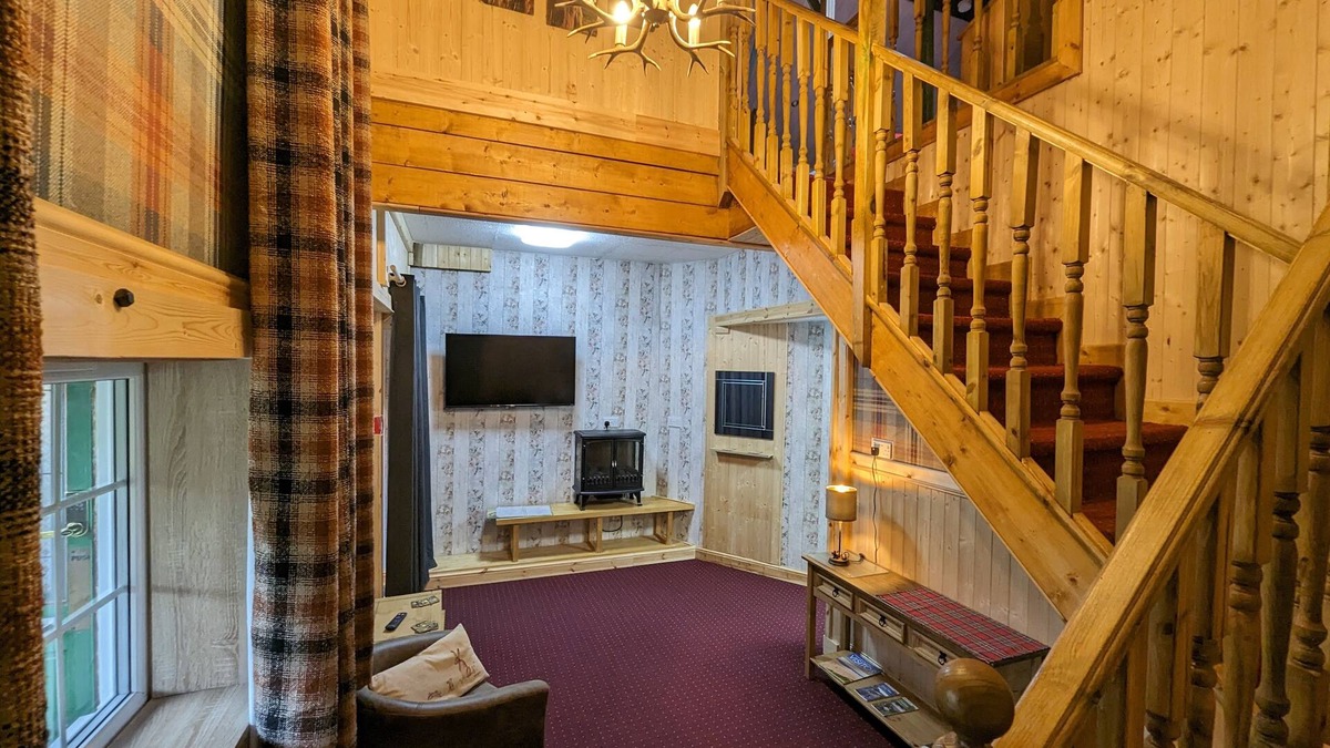Glenurquhart Hotel | The Steading Highland Glen Lodge