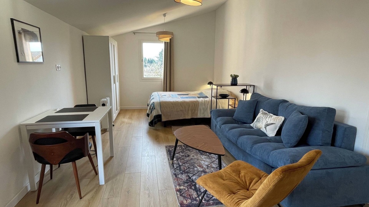 Saint-Esteve Apartment | The studio with its large, unoverlooked terrace, in a quiet location with private parking