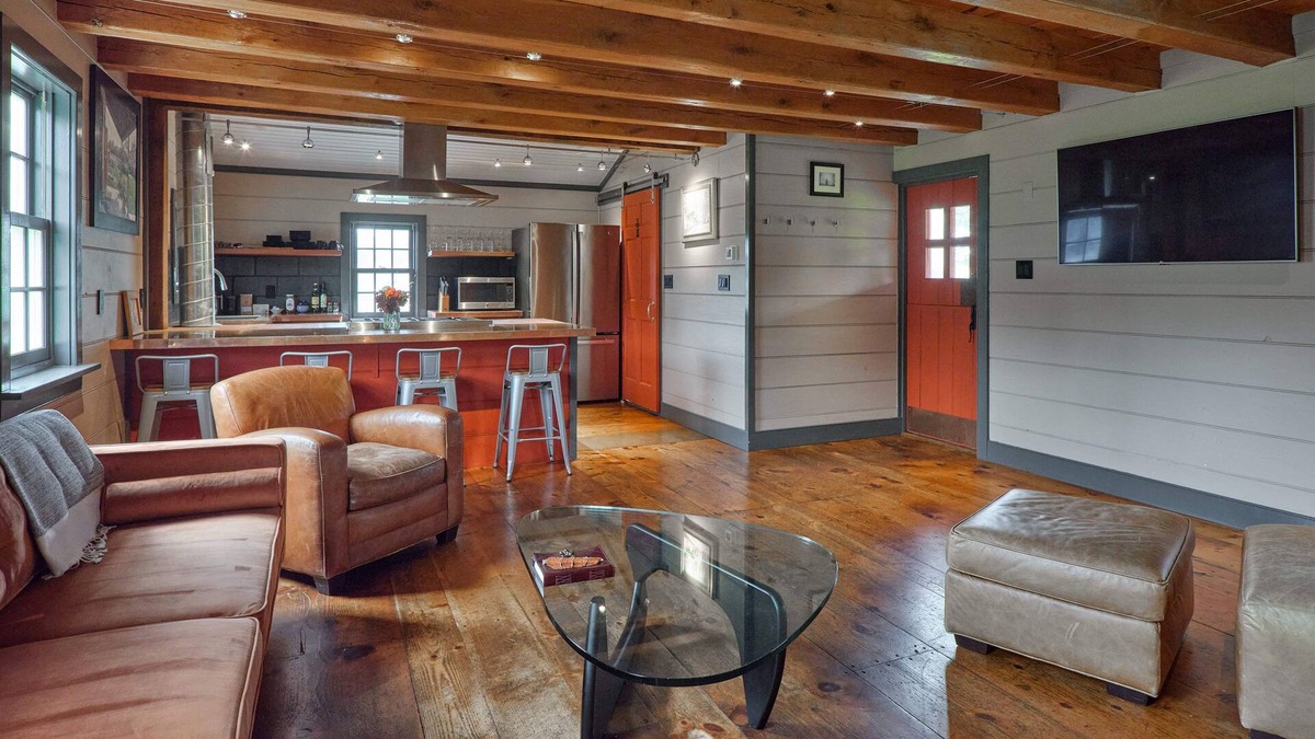 Baptistown Cottage | The Summer Kitchen Cottage: Pastoral Elegance on a Farm Homestead