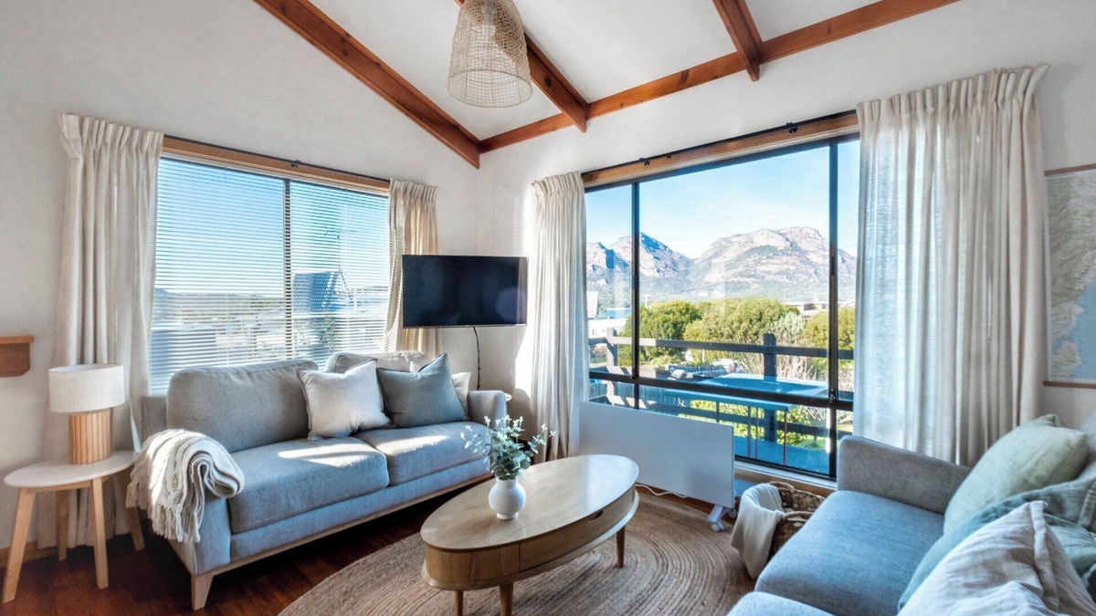 Coles Bay Cottage | The Summer Shack - Freycinet Holiday Houses
