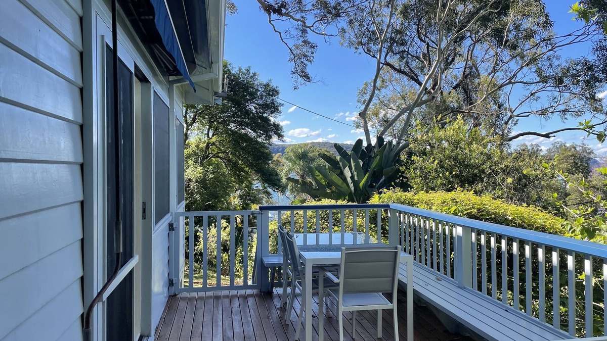 Clareville House | The Sundeck Cottage - Clareville Beach