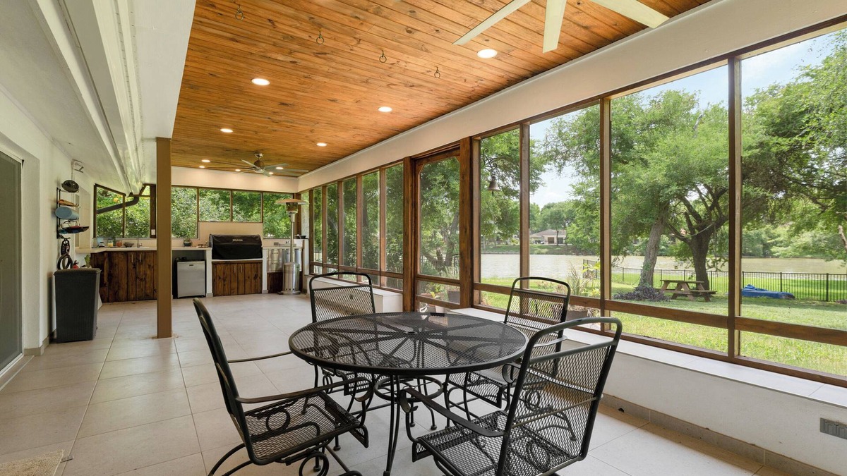 Rancho Viejo Villa | The Sunroom Villa on the Lake