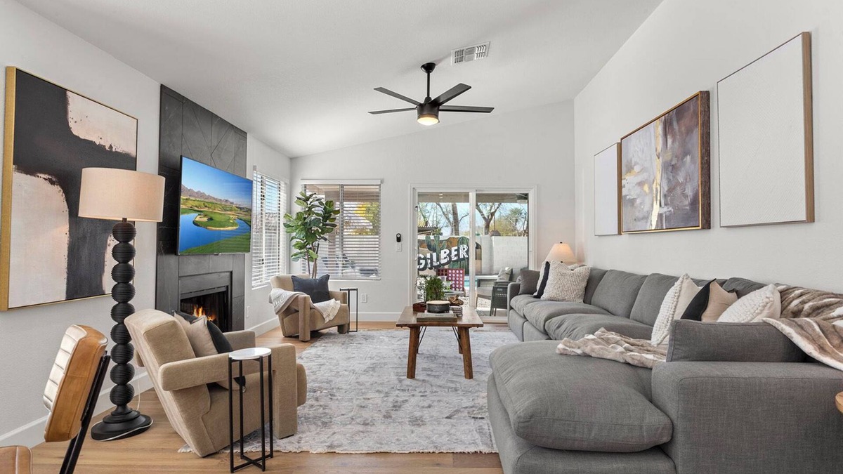 The Islands House | The Sunseeker near downtown Gilbert w/optional heated pool