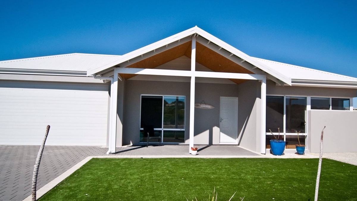 Sunset Beach House | The Sunset Beach House
