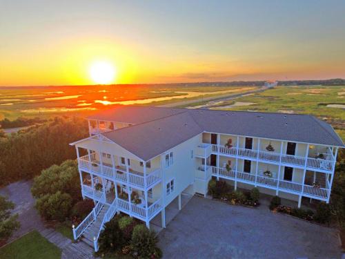 Sunset Beach Hotel | The Sunset Inn