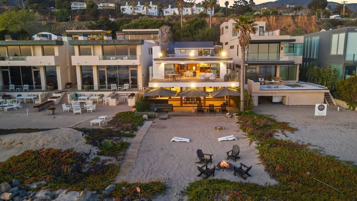 Western Malibu Villa | The Surf Lodge by Stay Awhile Villas