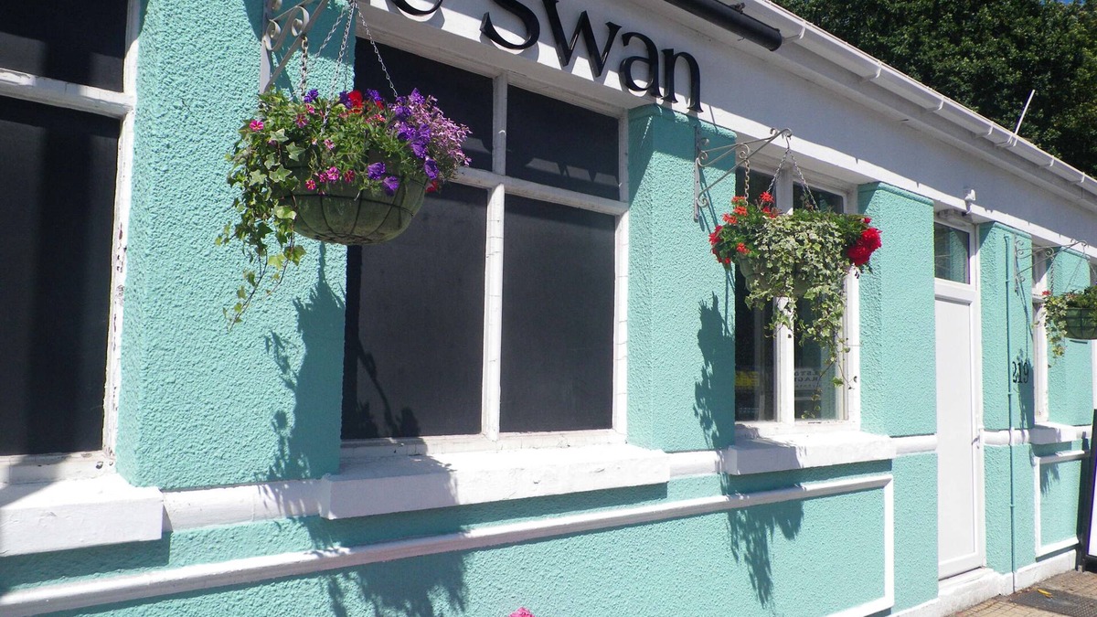 Netley Hotel | The Swan Inn