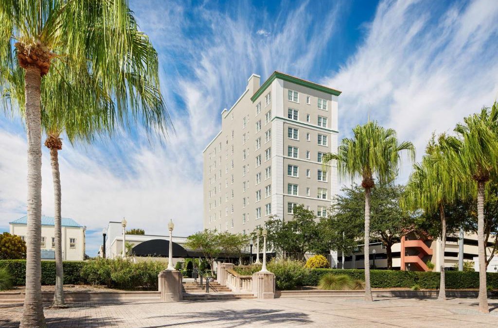 Downtown Hotel | The Terrace Hotel Lakeland, Tapestry Collection by Hilton